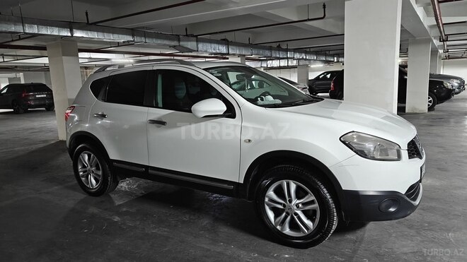 Nissan Qashqai 2013, 115,000 km - 2.0 l - Bakı