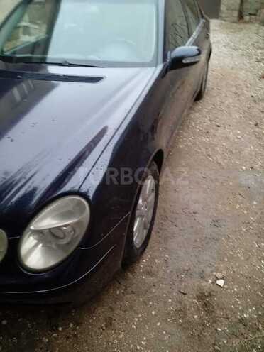 Mercedes E 240 2004, 322,000 km - 2.6 l - Bakı