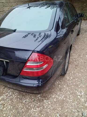 Mercedes E 240 2004, 322,000 km - 2.6 l - Bakı