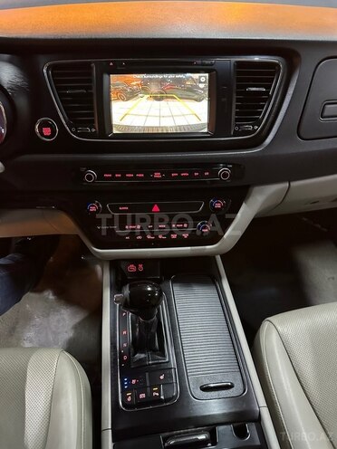 Kia Carnival 2015, 249,500 km - 2.2 l - Bakı