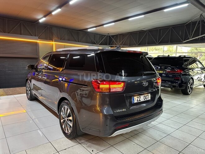 Kia Carnival 2015, 249,500 km - 2.2 l - Bakı