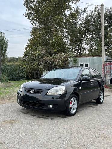 Kia Rio 2006, 320,000 km - 1.4 л - Yevlax