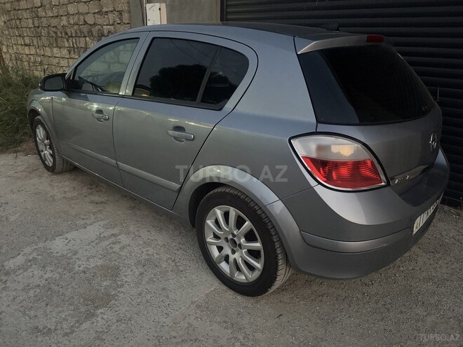 Opel Astra 2004, 225,000 km - 1.4 l - Bakı