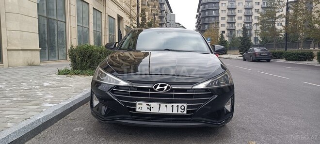 Hyundai Elantra 2019, 207,715 km - 2.0 l - Bakı