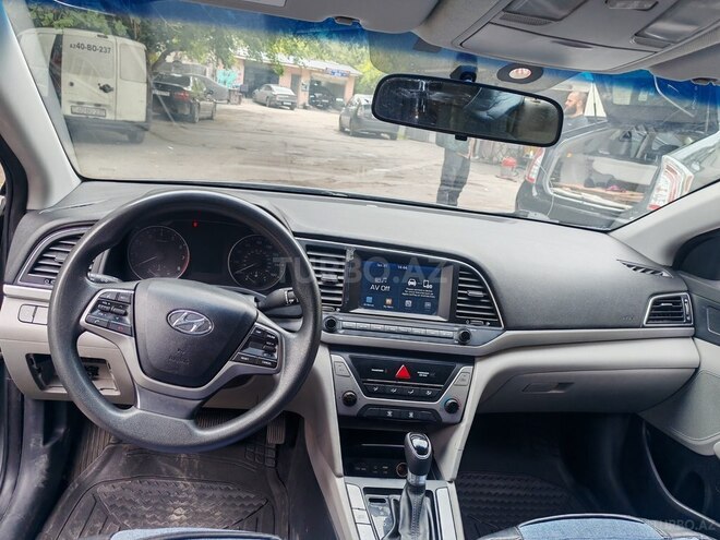 Hyundai Elantra 2016, 251,058 km - 2.0 l - Bakı