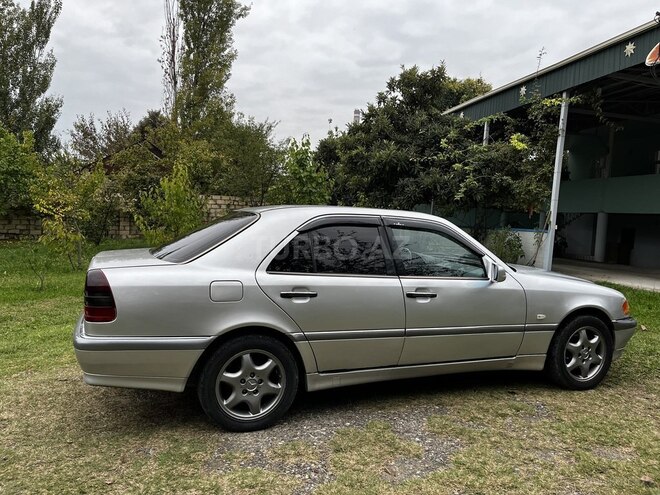 Mercedes C 240 2000, 319,528 km - 2.4 l - Mingəçevir