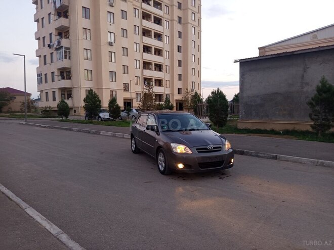 Toyota Corolla 2006, 390,000 km - 1.4 l - Şirvan