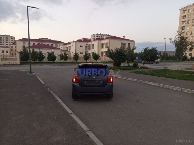 Toyota Corolla 2006, 390,000 km - 1.4 l - Şirvan