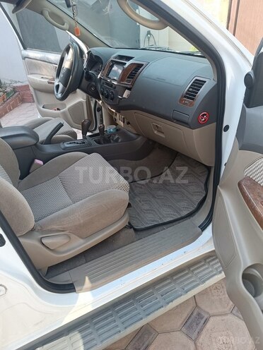 Toyota Fortuner 2011, 135,000 km - 2.7 l - Bakı