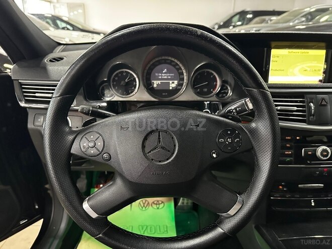 Mercedes E 350 2010, 32,000 km - 3.0 л - Bakı