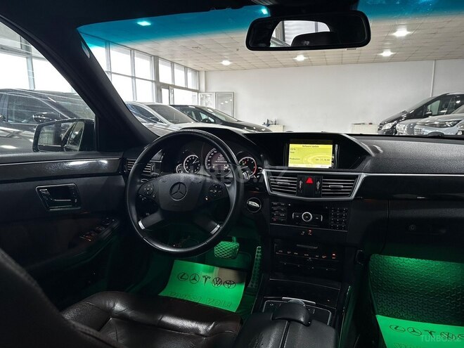 Mercedes E 350 2010, 32,000 km - 3.0 л - Bakı