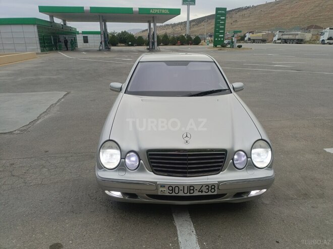 Mercedes E 320 2000, 533,000 km - 3.2 л - Siyəzən
