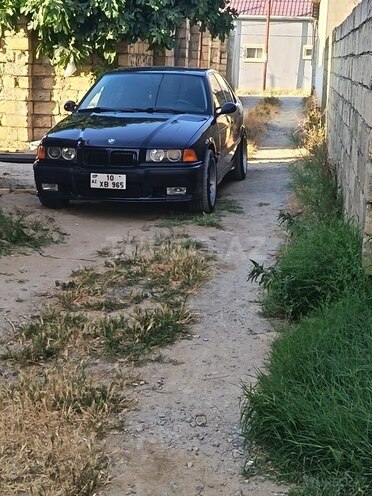 BMW 325 1992, 237,000 km - 2.5 л - Bakı