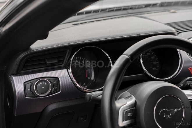 Ford Mustang 2015, 170,000 km - 2.3 л - Bakı