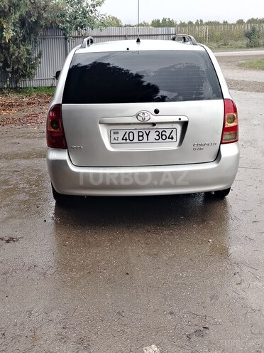 Toyota Corolla 2005, 276,000 km - 1.4 l - Quba