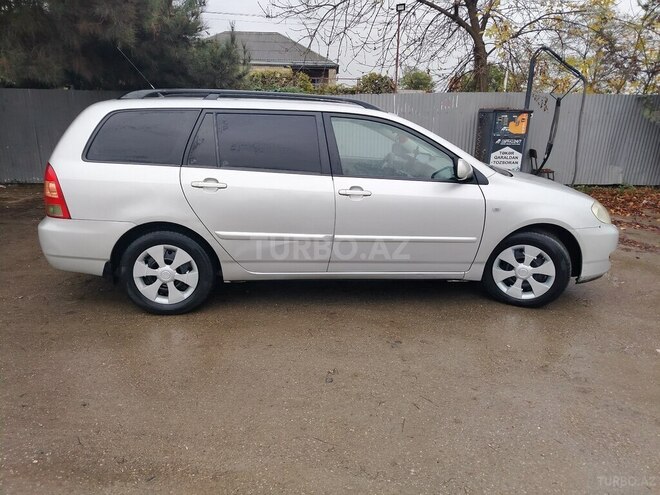 Toyota Corolla 2005, 276,000 km - 1.4 l - Quba