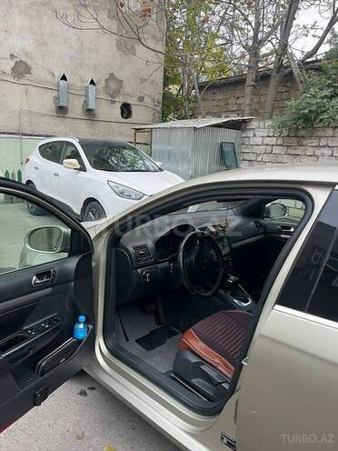Volkswagen Jetta 2006, 355,888 km - 1.6 л - Xaçmaz