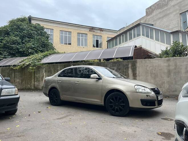 Volkswagen Jetta 2006, 355,888 km - 1.6 л - Xaçmaz