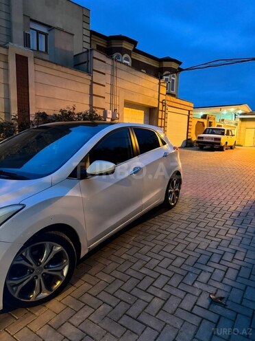 Hyundai i30 2012, 260,000 km - 1.6 l - Bakı