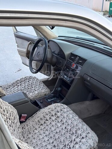 Mercedes C 220 1995, 600,000 km - 2.2 л - Naxçıvan