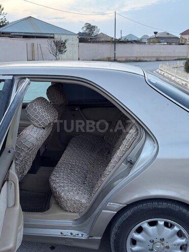 Mercedes C 220 1995, 600,000 km - 2.2 л - Naxçıvan