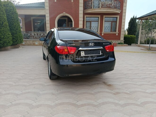 Hyundai Elantra 2009, 279,000 km - 2.0 l - Bakı