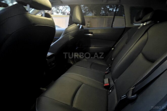 Toyota  2025, 7,992 km - 2.0 l - Bakı