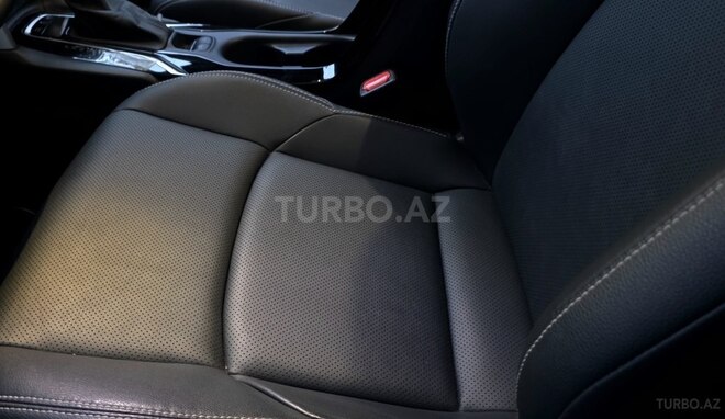 Toyota  2025, 7,992 km - 2.0 l - Bakı