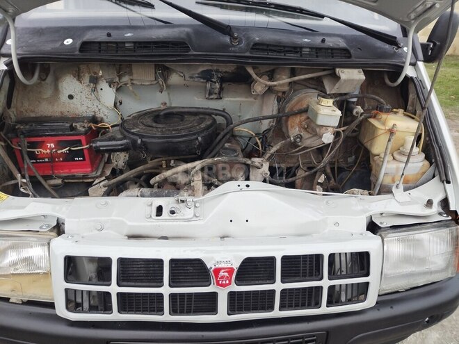 GAZ 330200 2000, 235,478 km - 2.4 l - Yevlax