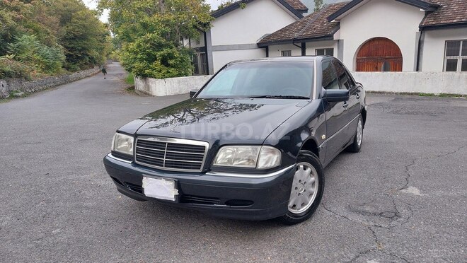 Mercedes C 240 2000, 316,000 km - 2.4 l - Şəki