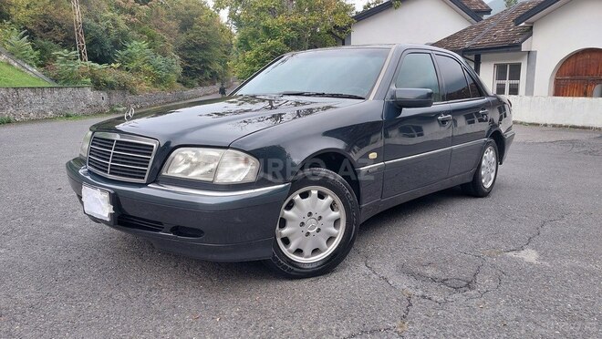 Mercedes C 240 2000, 316,000 km - 2.4 l - Şəki