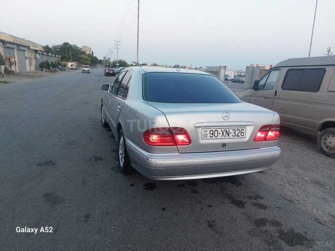 Mercedes E 270 2001, 550,000 km - 2.7 л - Bakı