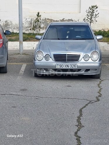 Mercedes E 270 2001, 550,000 km - 2.7 л - Bakı