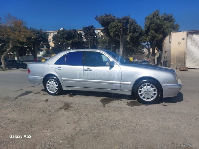 Mercedes E 270 2001, 550,000 km - 2.7 л - Bakı