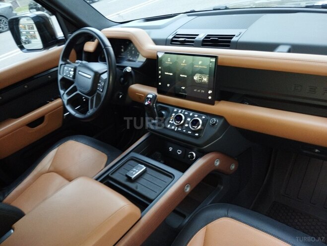 Land Rover Defender 2023, 57,000 km - 3.0 l - Bakı