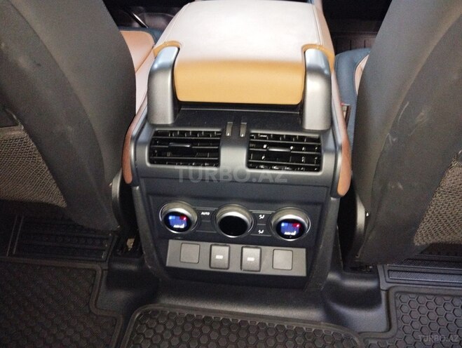 Land Rover Defender 2023, 57,000 km - 3.0 l - Bakı