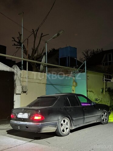 Mercedes E 230 1997, 470,000 km - 2.3 л - Bakı