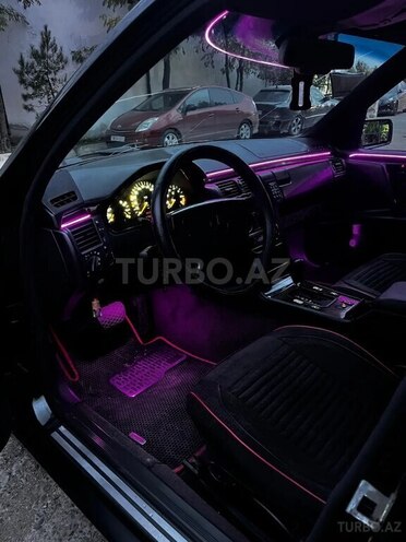 Mercedes E 230 1997, 470,000 km - 2.3 л - Bakı
