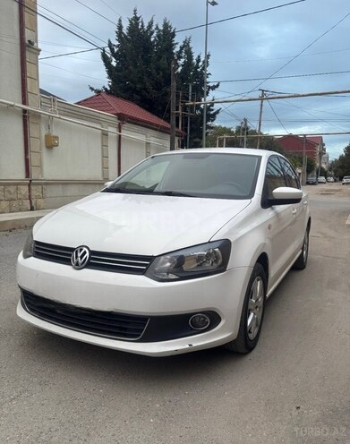 Volkswagen Polo 2013, 290,000 km - 1.6 l - Bakı