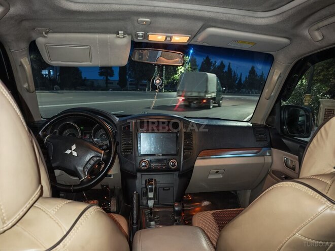 Mitsubishi Pajero 2008, 256,000 km - 3.0 l - Gəncə