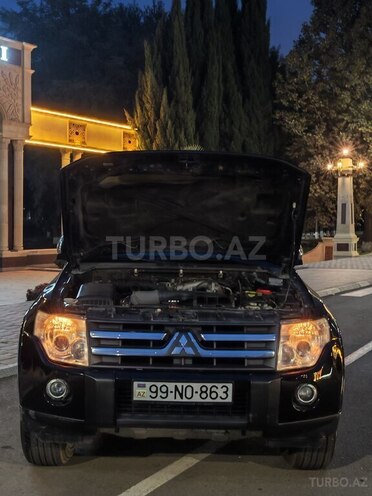 Mitsubishi Pajero 2008, 256,000 km - 3.0 l - Gəncə