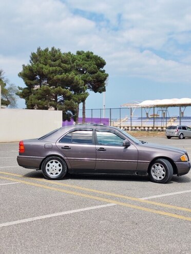 Mercedes C 200 1995, 536,000 km - 2.0 l - Sumqayıt