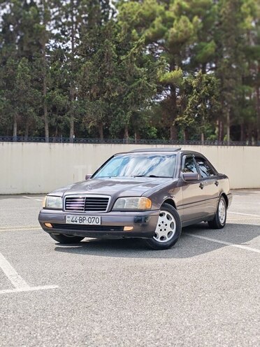 Mercedes C 200 1995, 536,000 km - 2.0 l - Sumqayıt