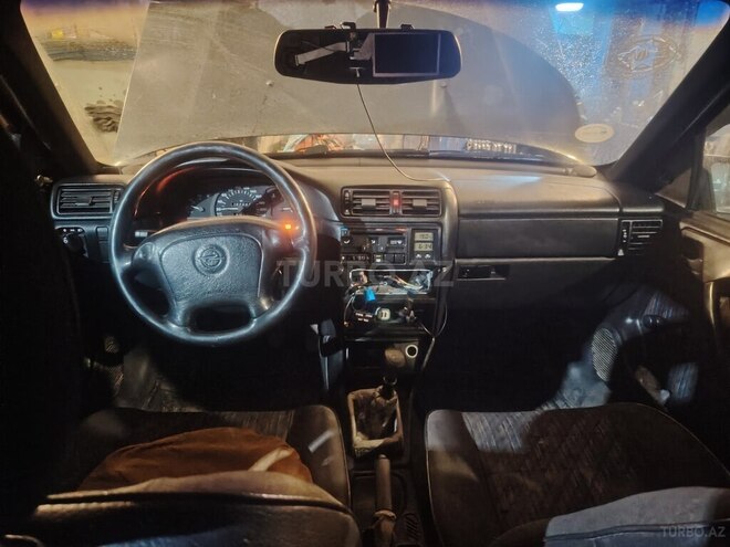 Opel Vectra 1994, 227,000 km - 1.6 l - Bakı