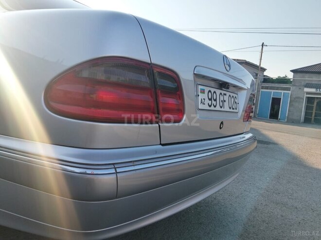 Mercedes E 240 2000, 410,177 km - 2.6 л - Bakı