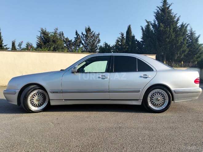 Mercedes E 240 2000, 410,177 km - 2.6 л - Bakı