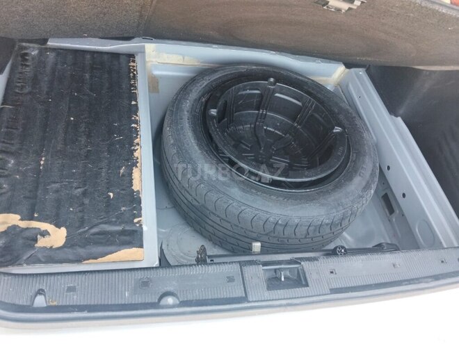 Mercedes E 240 2000, 410,177 km - 2.6 л - Bakı