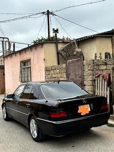 Mercedes C 220 1995, 254,600 km - 2.2 л - Bakı