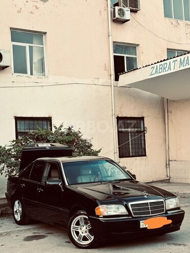 Mercedes C 220 1995, 254,600 km - 2.2 л - Bakı