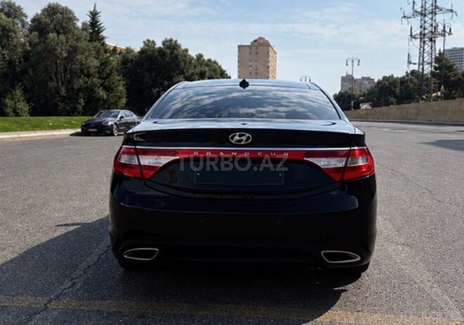 Hyundai Grandeur 2013, 175,000 km - 3.0 л - Bakı